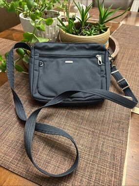 Travelon Navy Crossbody Messenger Bag